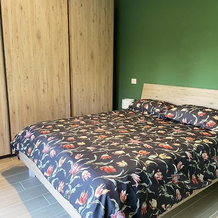 Apartament Casa Di Laura Mono E Bilo Di Fronte Ospedale San Raffaele Segrate Zewnętrze zdjęcie