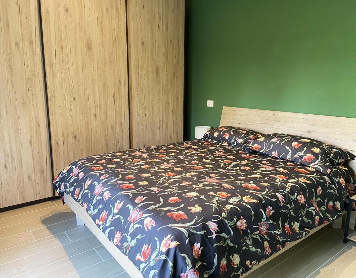 Apartament Casa Di Laura Mono E Bilo Di Fronte Ospedale San Raffaele Segrate Zewnętrze zdjęcie